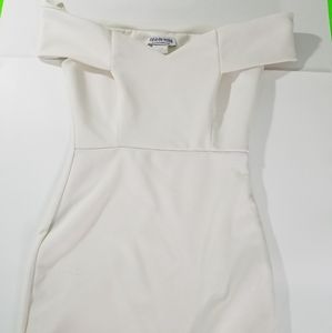 White Sleeveless fashion nova Dress